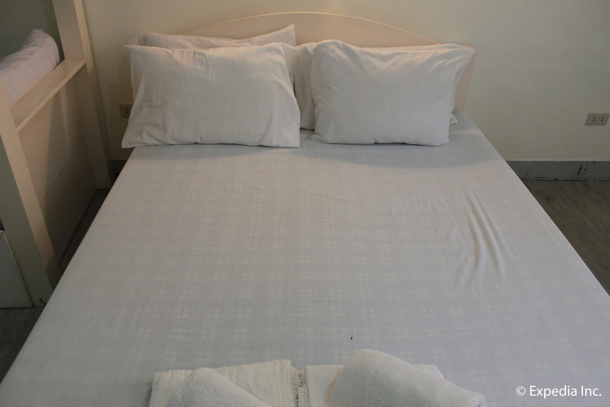 Reddoorz Plus Near Vigan Convention Center Экстерьер фото