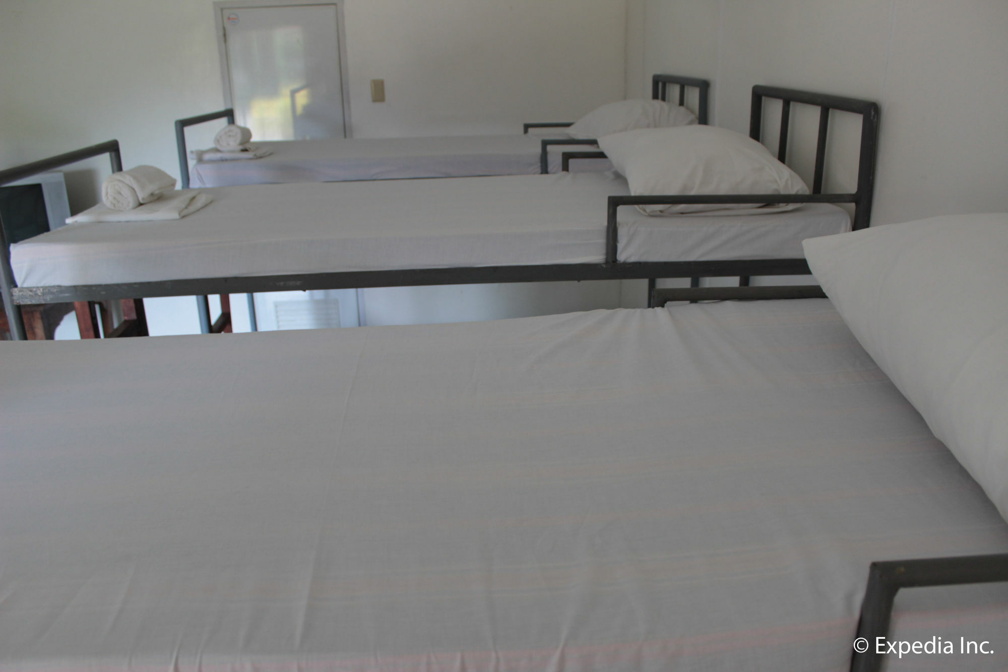 Reddoorz Plus Near Vigan Convention Center Экстерьер фото