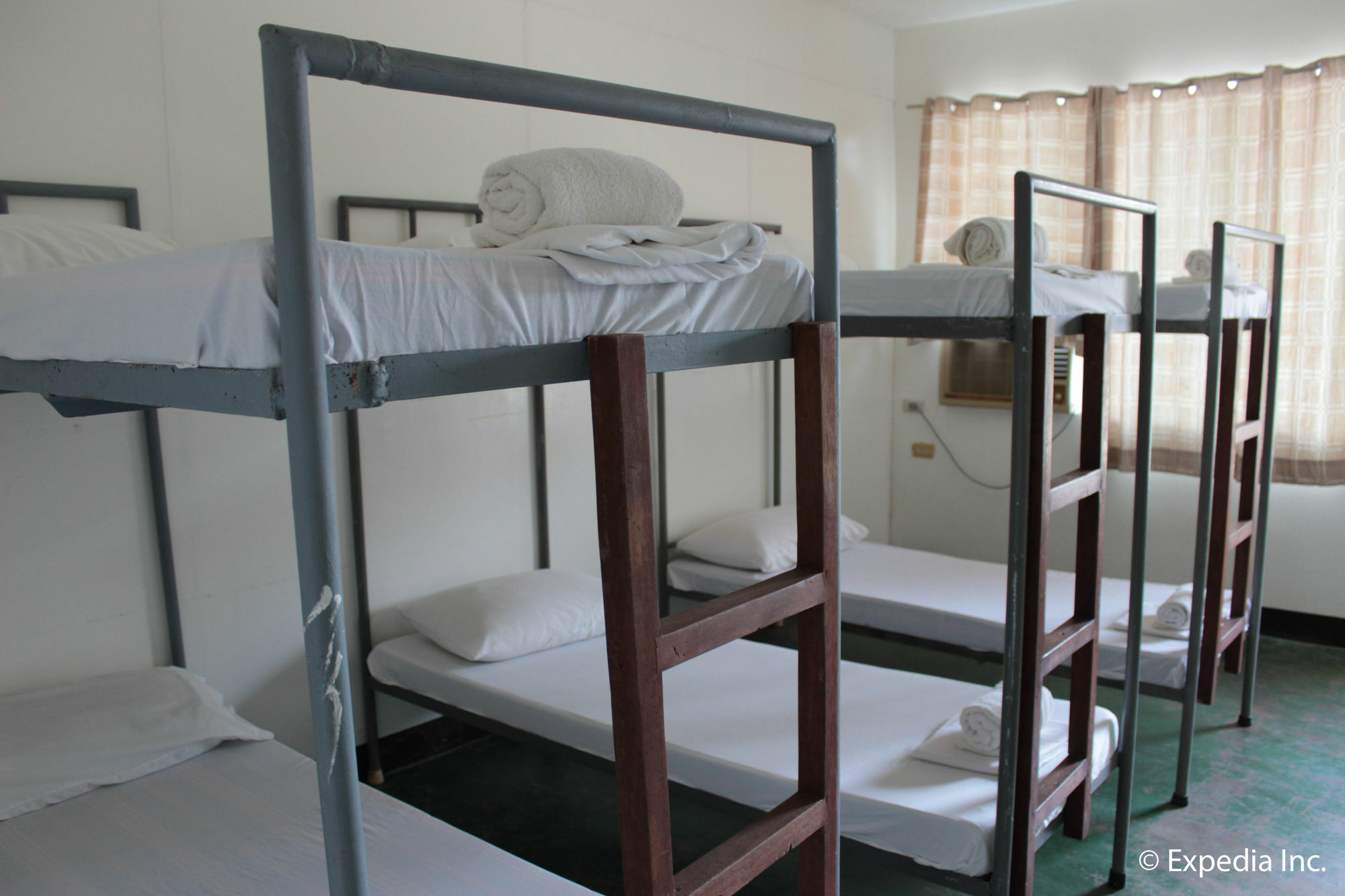 Reddoorz Plus Near Vigan Convention Center Экстерьер фото