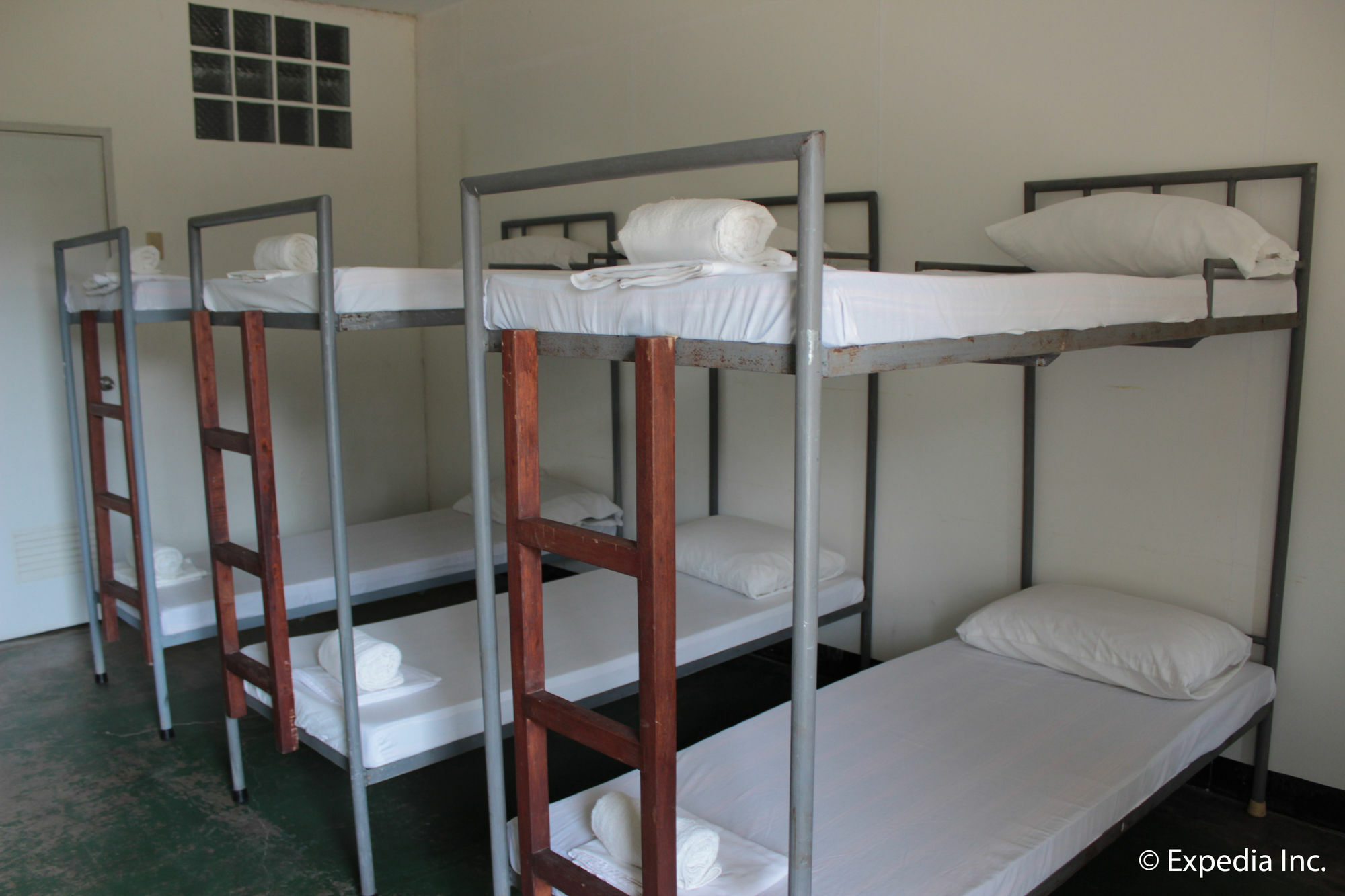 Reddoorz Plus Near Vigan Convention Center Экстерьер фото