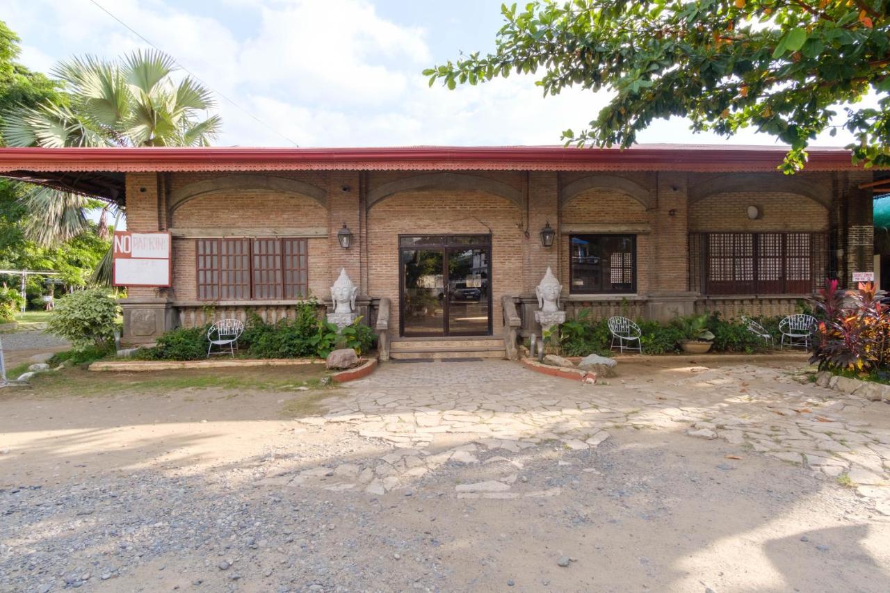 Reddoorz Plus Near Vigan Convention Center Экстерьер фото